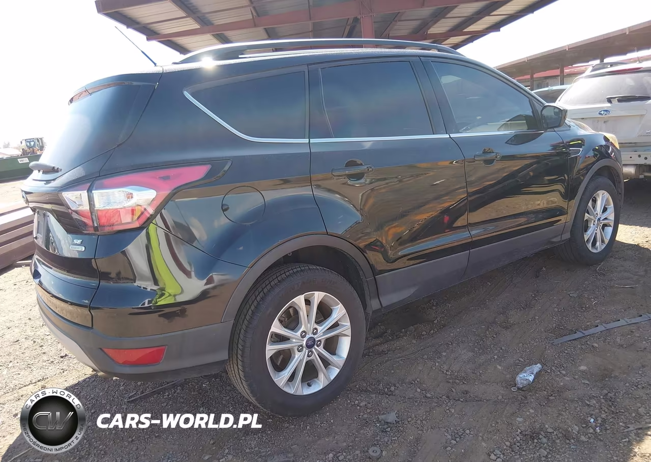 2018 Ford Escape Se VIN:1FMCU0GD4JUA64722 - 4