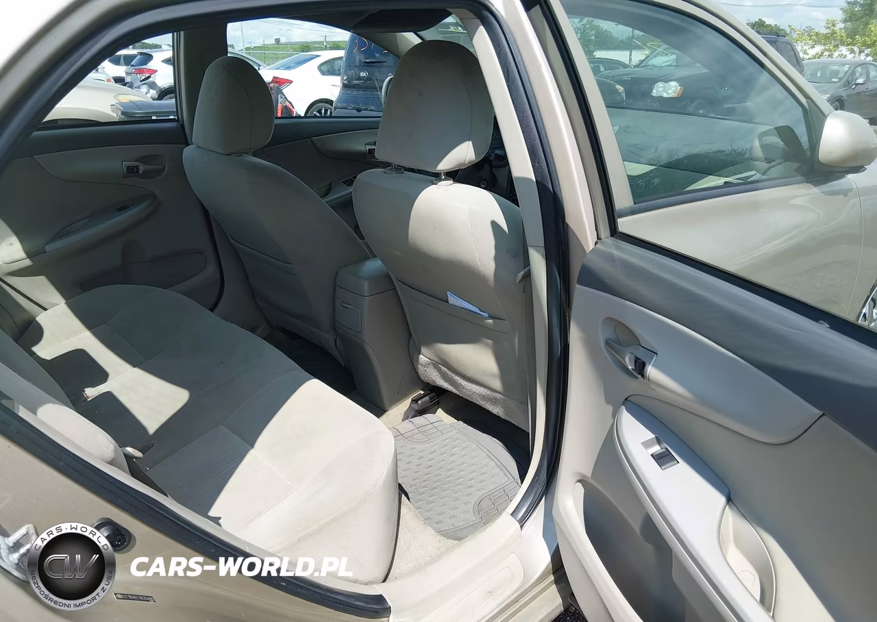 2010 Toyota Corolla Le VIN:2T1BU4EE1AC254882 - 8