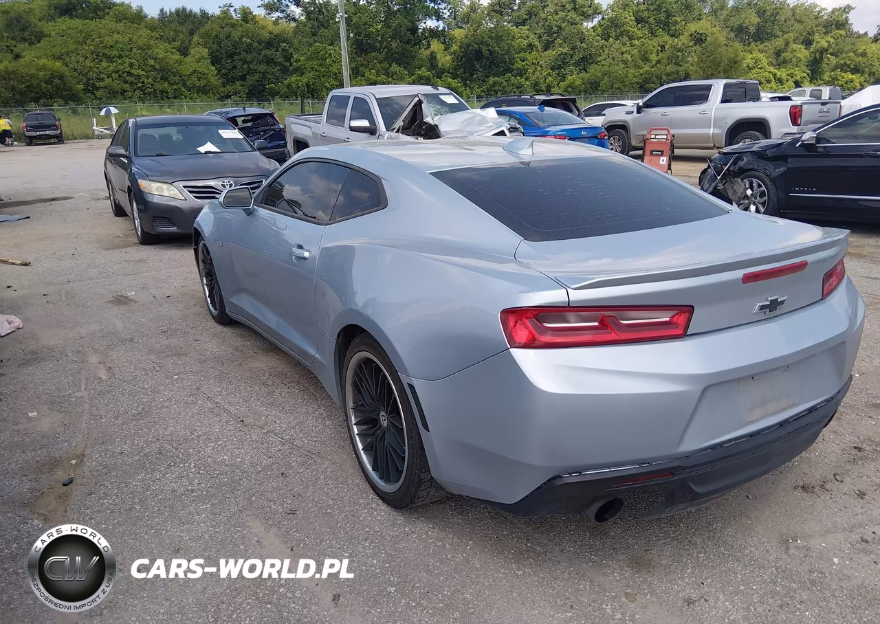 2017 Chevrolet Camaro 1Lt VIN:1G1FB1RS9H0175009 - 3