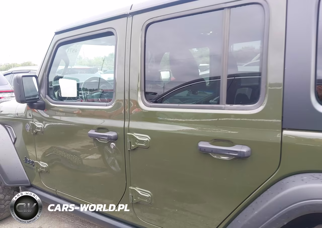 2021 Jeep Wrangler Unlimited Willys 4X4 VIN:1C4HJXDG8MW608898 - 14
