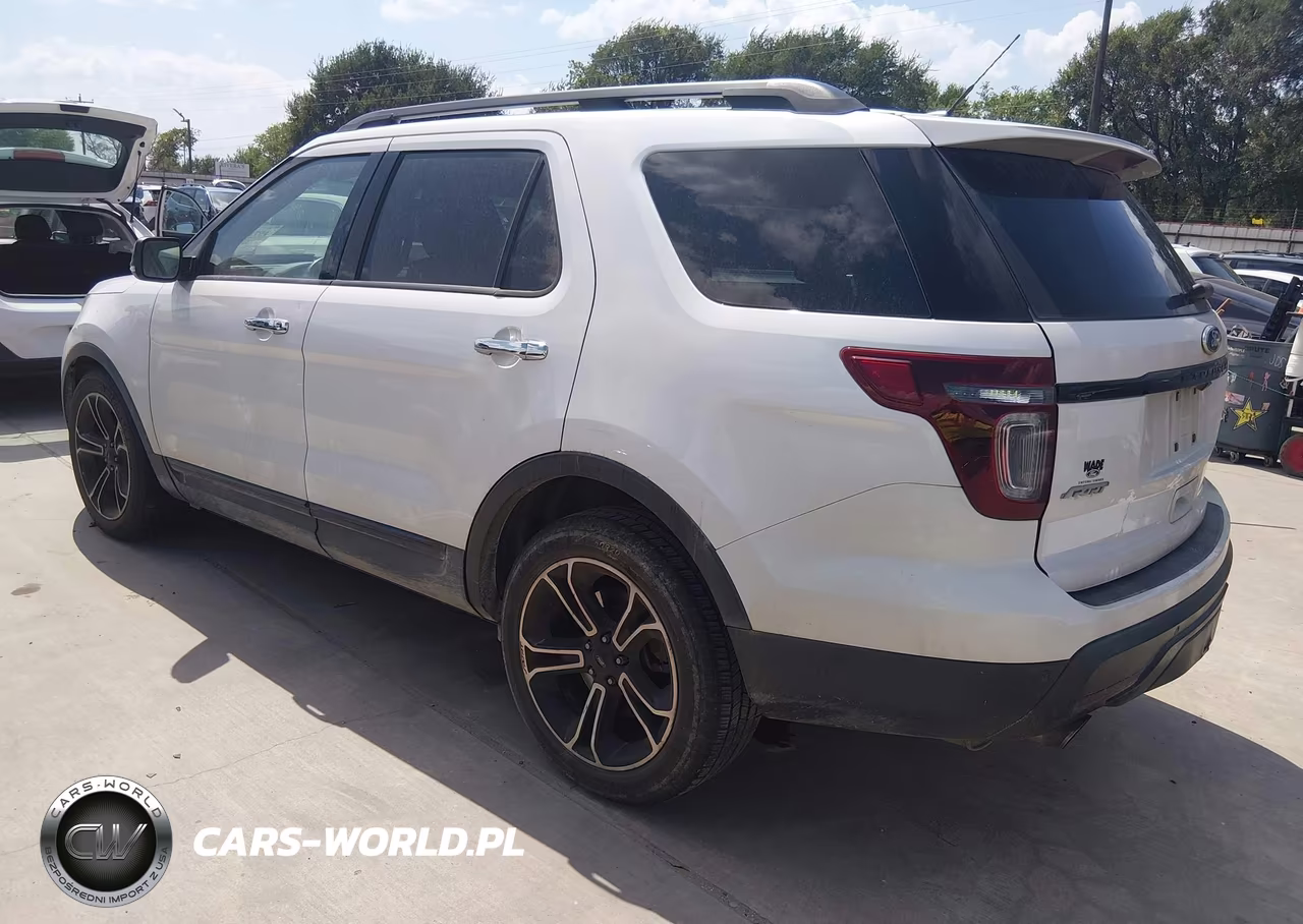 2013 Ford Explorer Sport VIN:1FM5K8GT2DGB50621 - 3