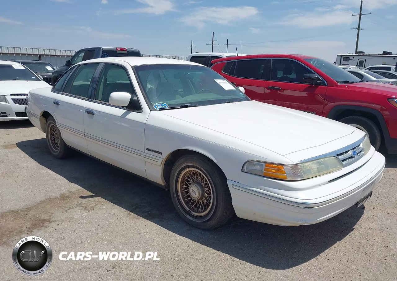 1995 Ford Crown Victoria Lx – zdjęcie 1 z 11