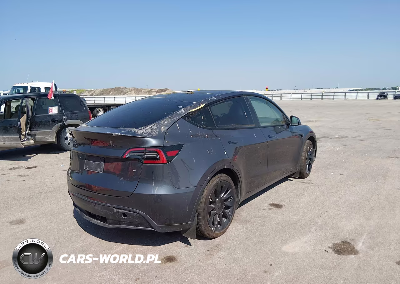 2023 Tesla Model Y Awd-Long Range Dual Motor All-Wheel Drive VIN:7SAYGAEE5PF584659 - 4