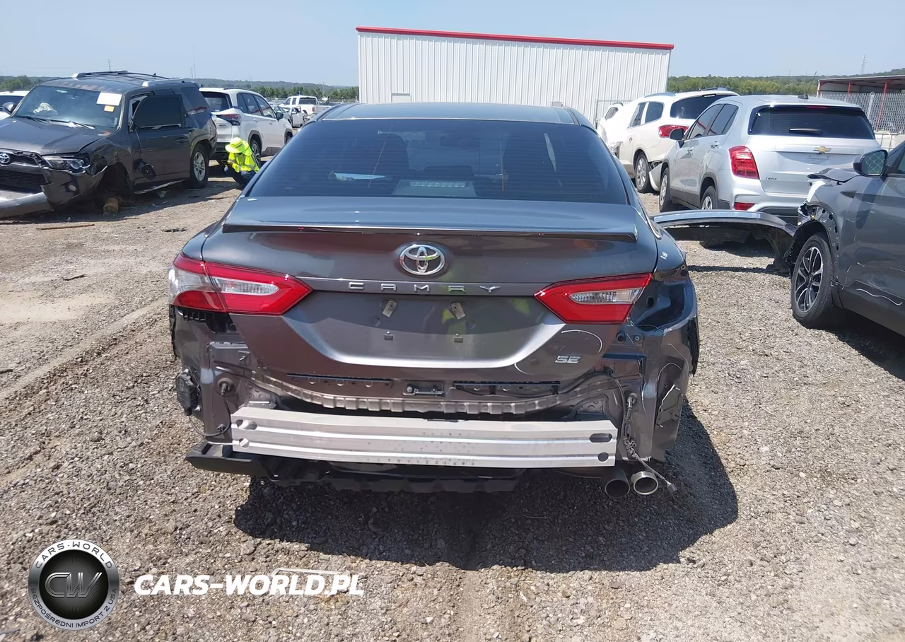 2018 Toyota Camry Se VIN:4T1B11HK0JU674902 - 16