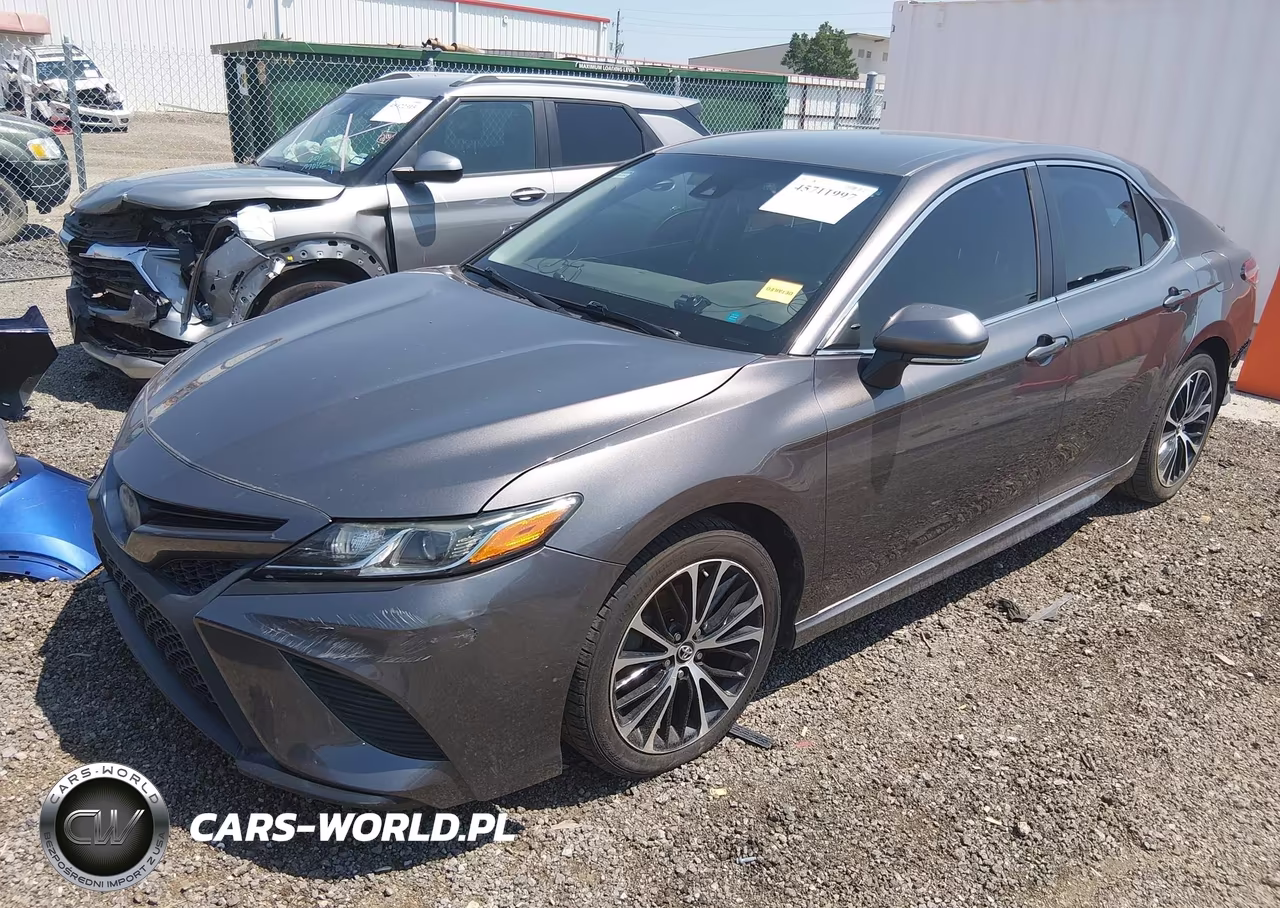 2018 Toyota Camry Se VIN:4T1B11HK0JU674902 - 2