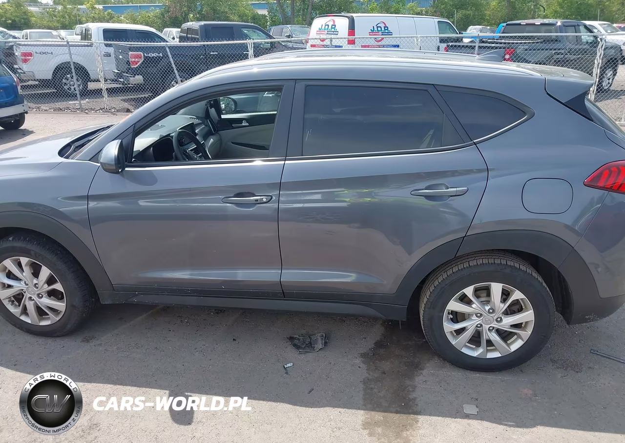 2019 Hyundai Tucson Value VIN:KM8J33A43KU973458 - 15