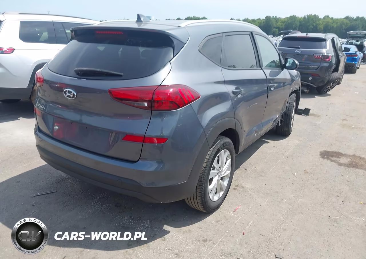 2019 Hyundai Tucson Value VIN:KM8J33A43KU973458 - 4