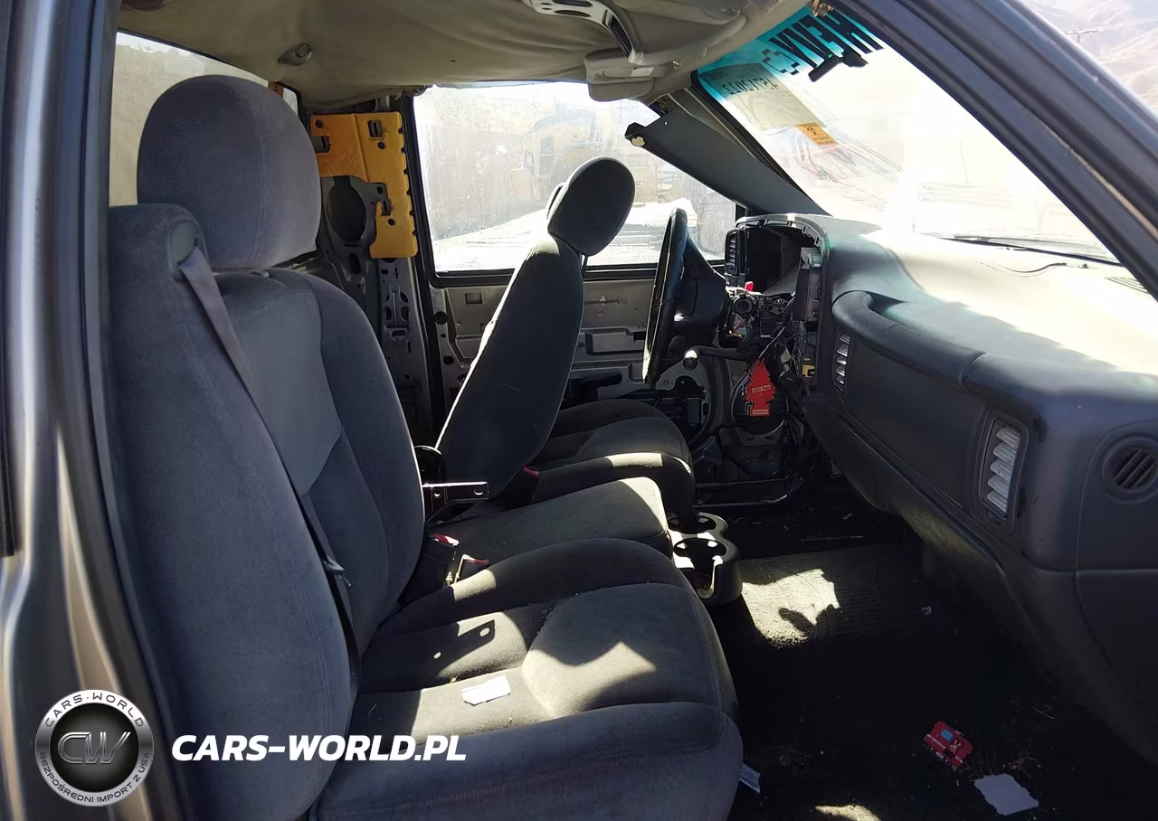 2000 Chevrolet Silverado 1500 Ls VIN:1GCEC14W8YZ350050 - 5