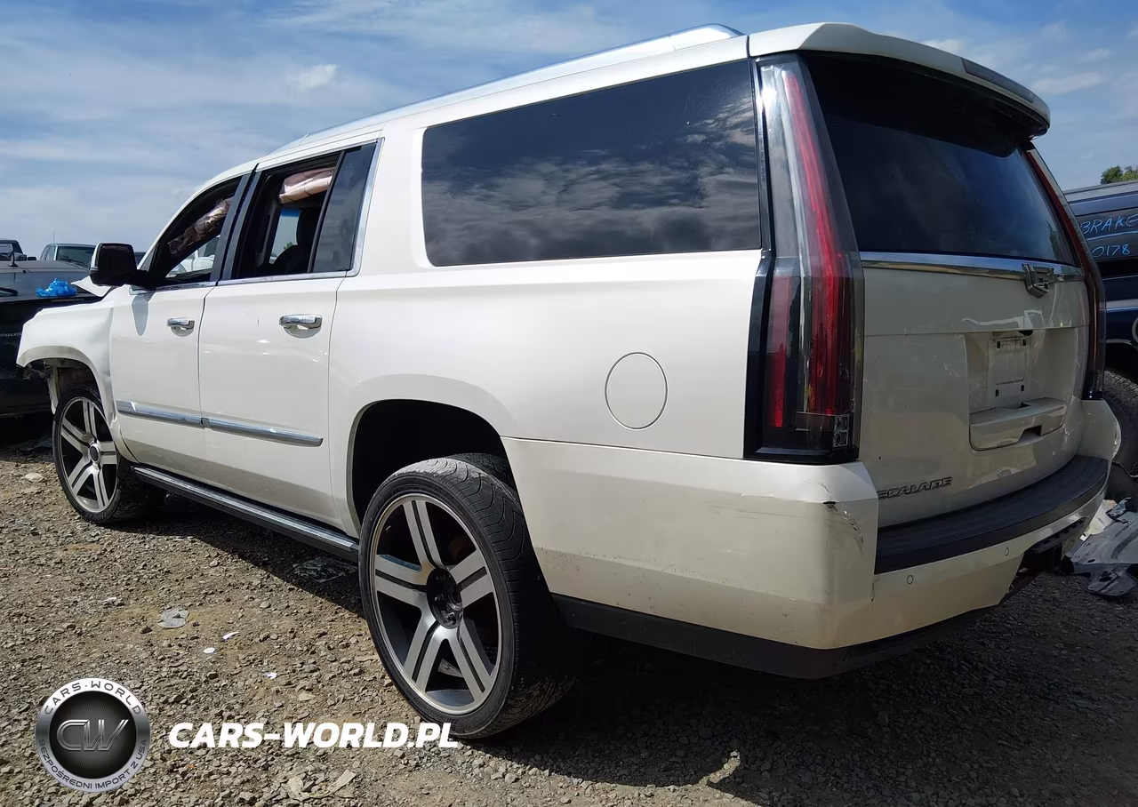 2015 Cadillac Escalade Esv Premium VIN:1GYS4TKJ3FR611384 - 3