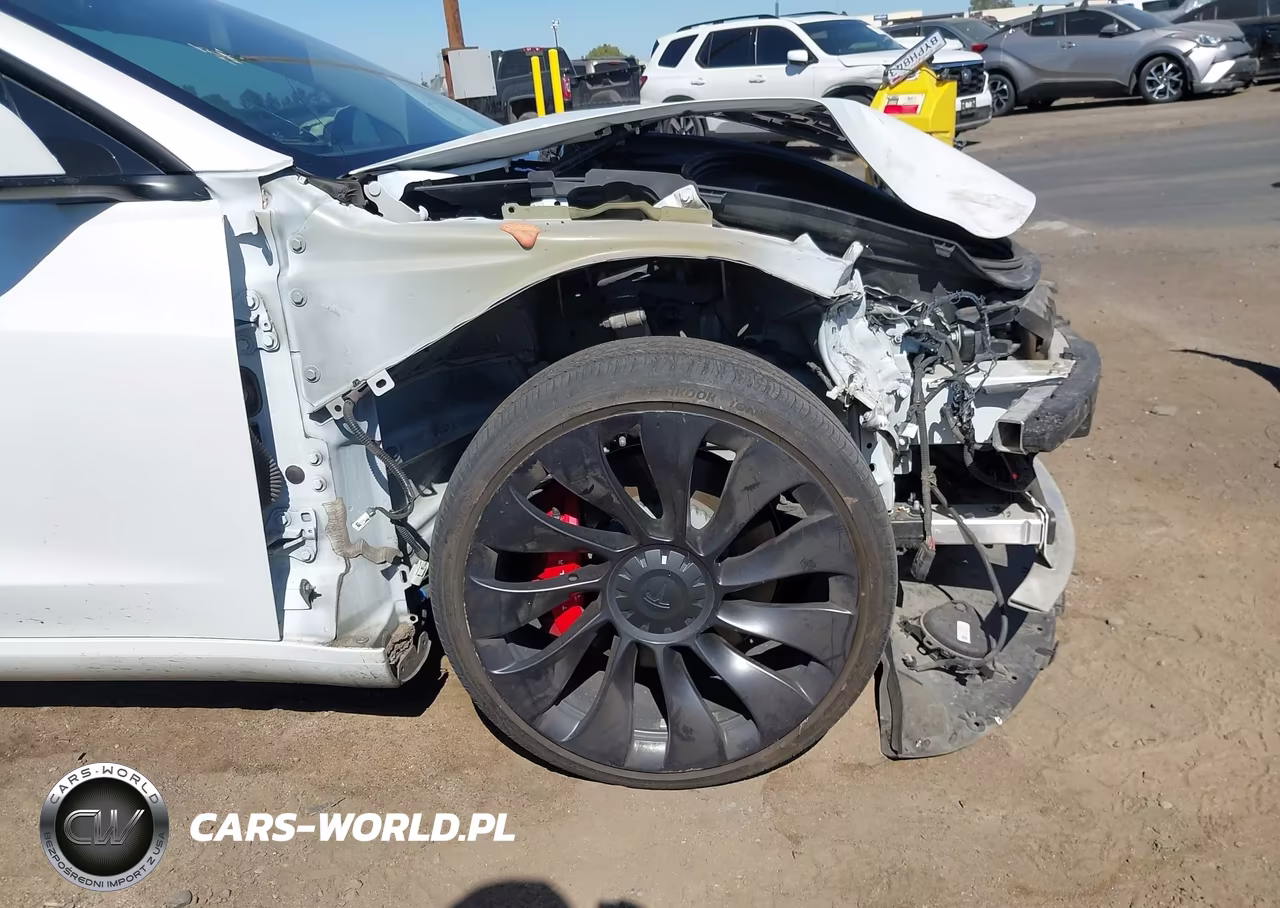 2021 Tesla Model 3 Performance Dual Motor All-Wheel Drive VIN:5YJ3E1EC0MF093696 - 21