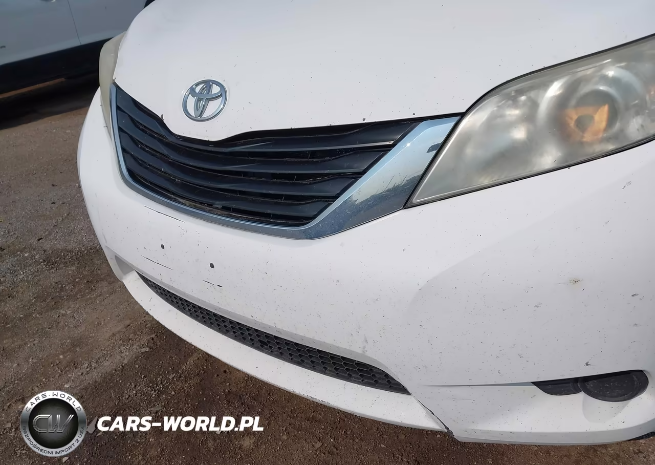 2014 Toyota Sienna Le V6 8 Passenger VIN:5TDKK3DC7ES452122 - 17