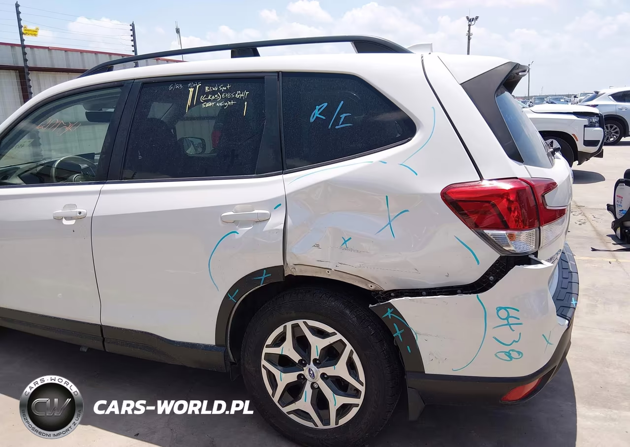 2020 Subaru Forester Premium VIN:JF2SKAJC9LH542500 - 19