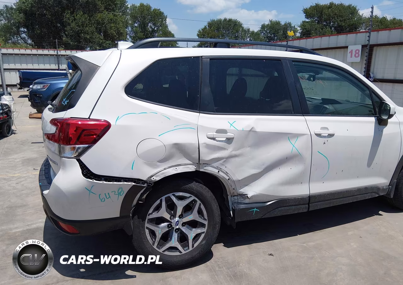 2020 Subaru Forester Premium VIN:JF2SKAJC9LH542500 - 6