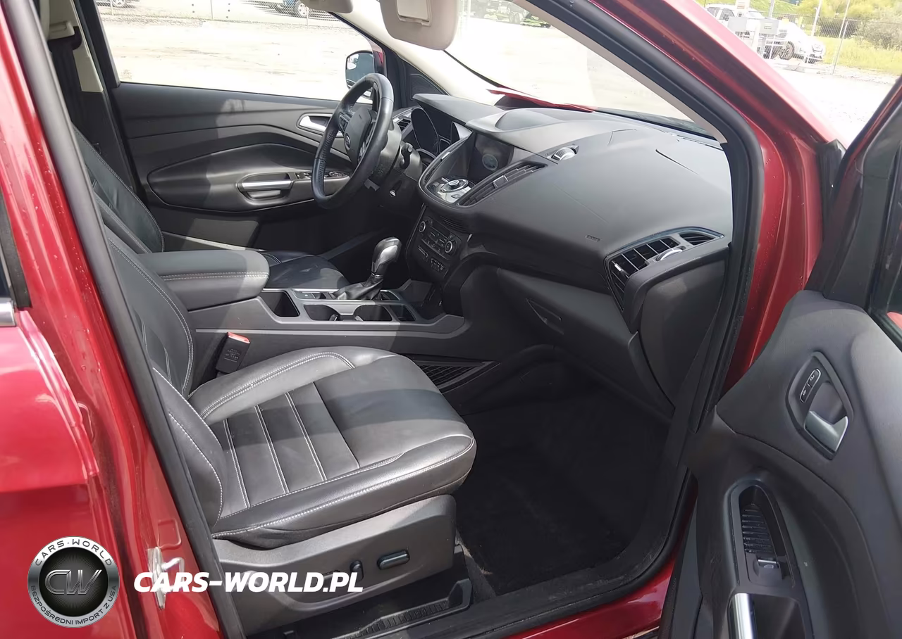 2019 Ford Escape Titanium VIN:1FMCU9J94KUA95026 - 5