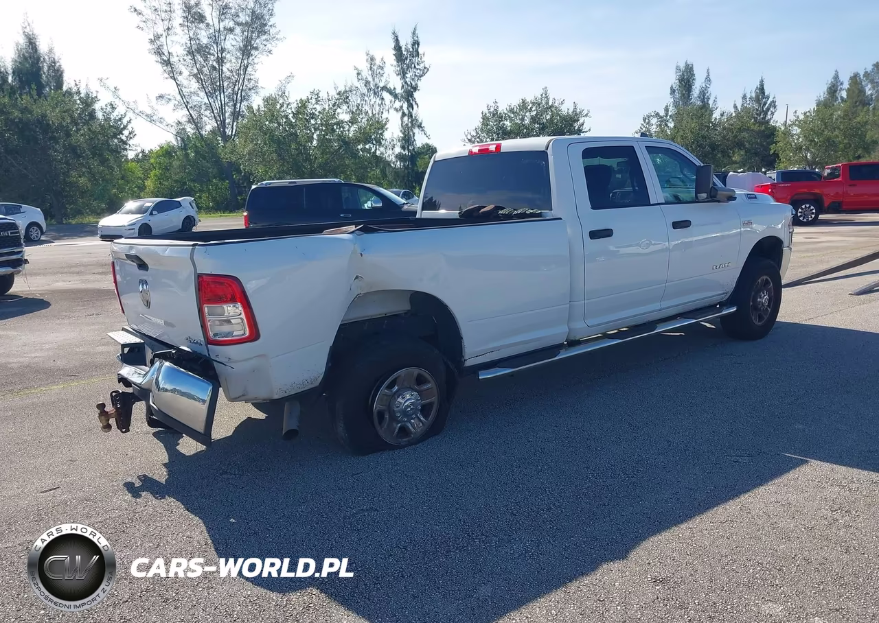 2019 Ram 2500 Tradesman 4X4 8' Box VIN:3C6UR5HJ8KG691477 - 4