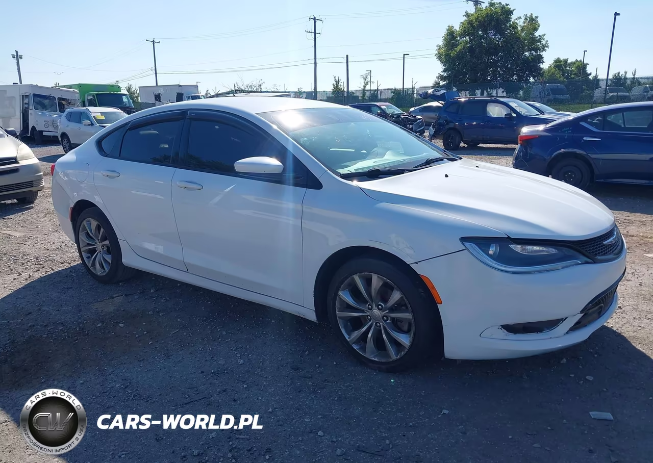 2015 Chrysler 200 S VIN:1C3CCCDG9FN700581 - 1