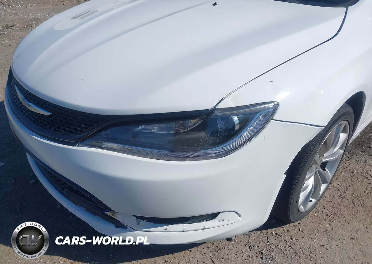 2015 Chrysler 200 S VIN:1C3CCCDG9FN700581 - 6