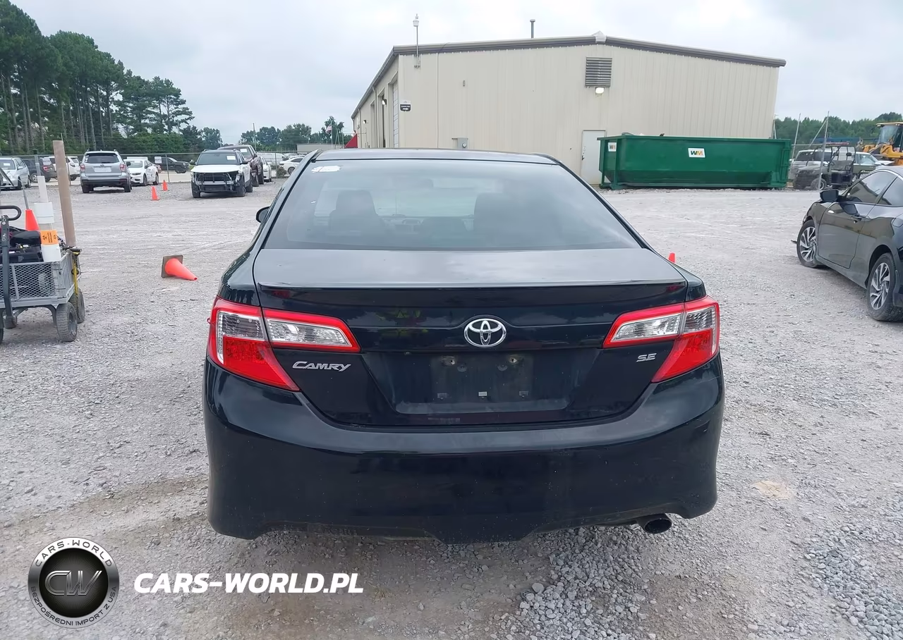 2014 Toyota Camry Se VIN:4T1BF1FK3EU444054 - 17