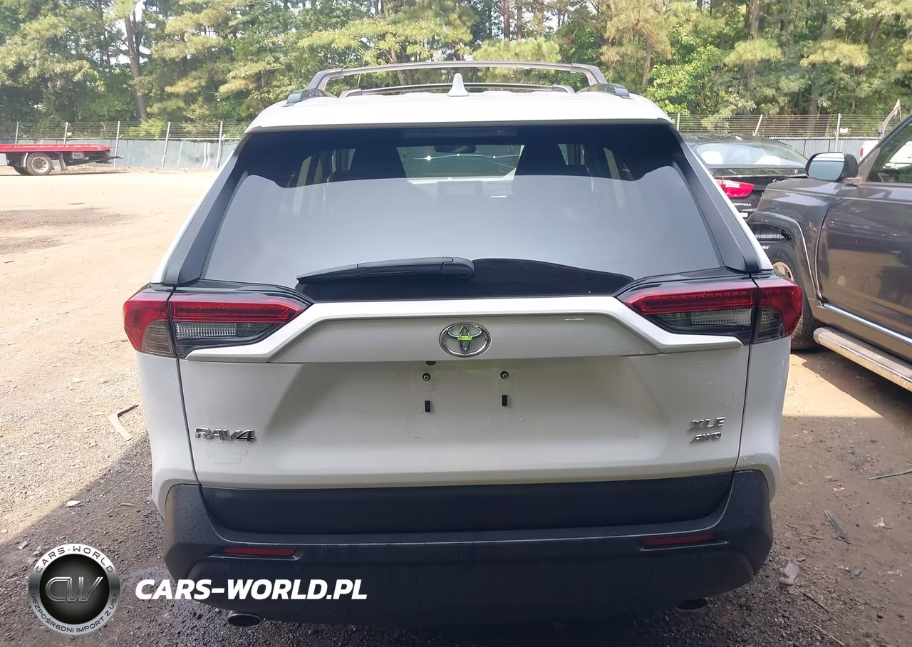 2025 Toyota Rav4 Xle VIN:2T3P1RFV4SW616382 - 16