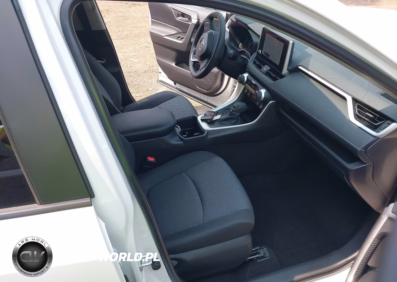 2025 Toyota Rav4 Xle VIN:2T3P1RFV4SW616382 - 5