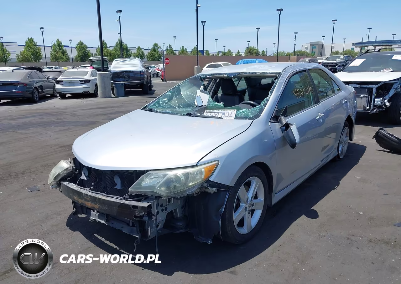 2014 Toyota Camry Se VIN:4T1BF1FK0EU747681 - 6