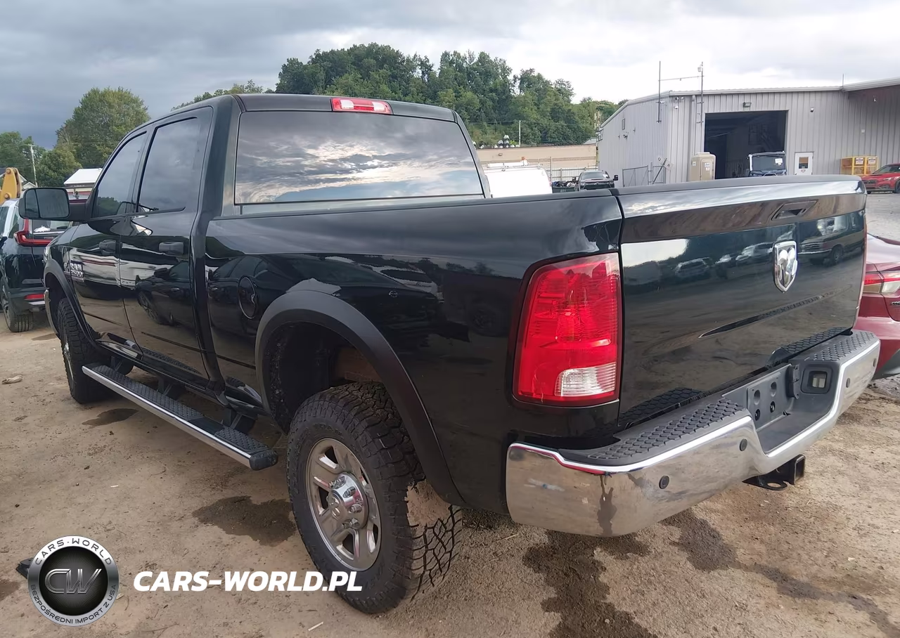 2017 Ram 2500 Tradesman 4X4 6'4 Box VIN:3C6UR5CL2HG607042 - 3