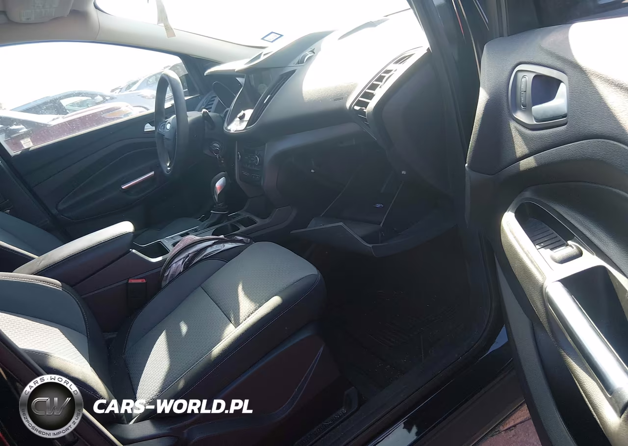 2018 Ford Escape Se VIN:1FMCU0GD1JUD49863 - 5