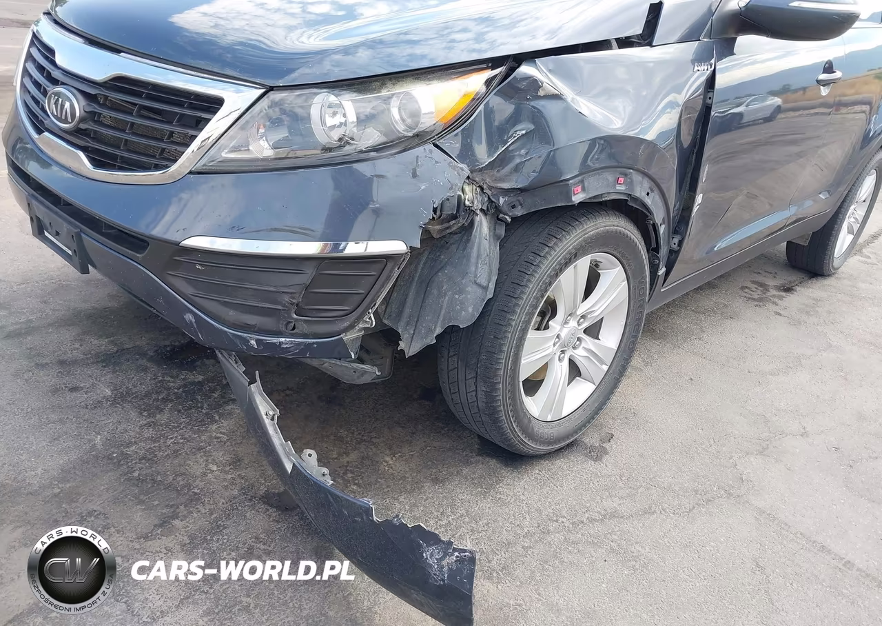 2011 Kia Sportage Lx VIN:KNDPBCA23B7102249 - 6