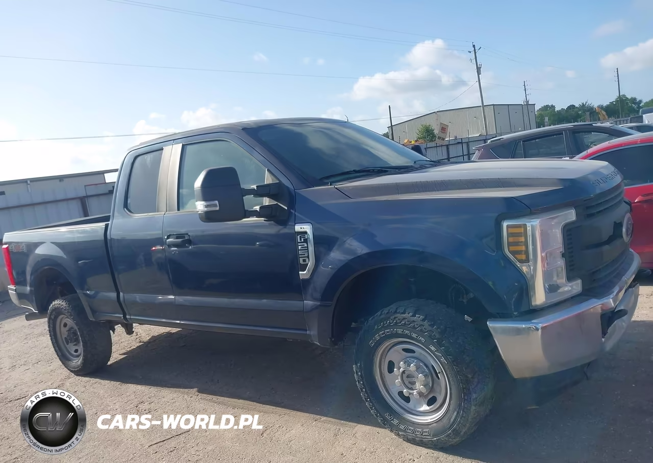 2018 Ford F-250 Xl VIN:1FT7X2B6XJEC69036 - 14