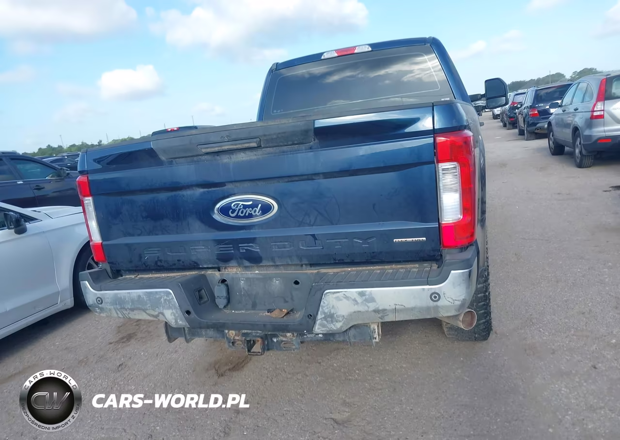 2018 Ford F-250 Xl VIN:1FT7X2B6XJEC69036 - 17