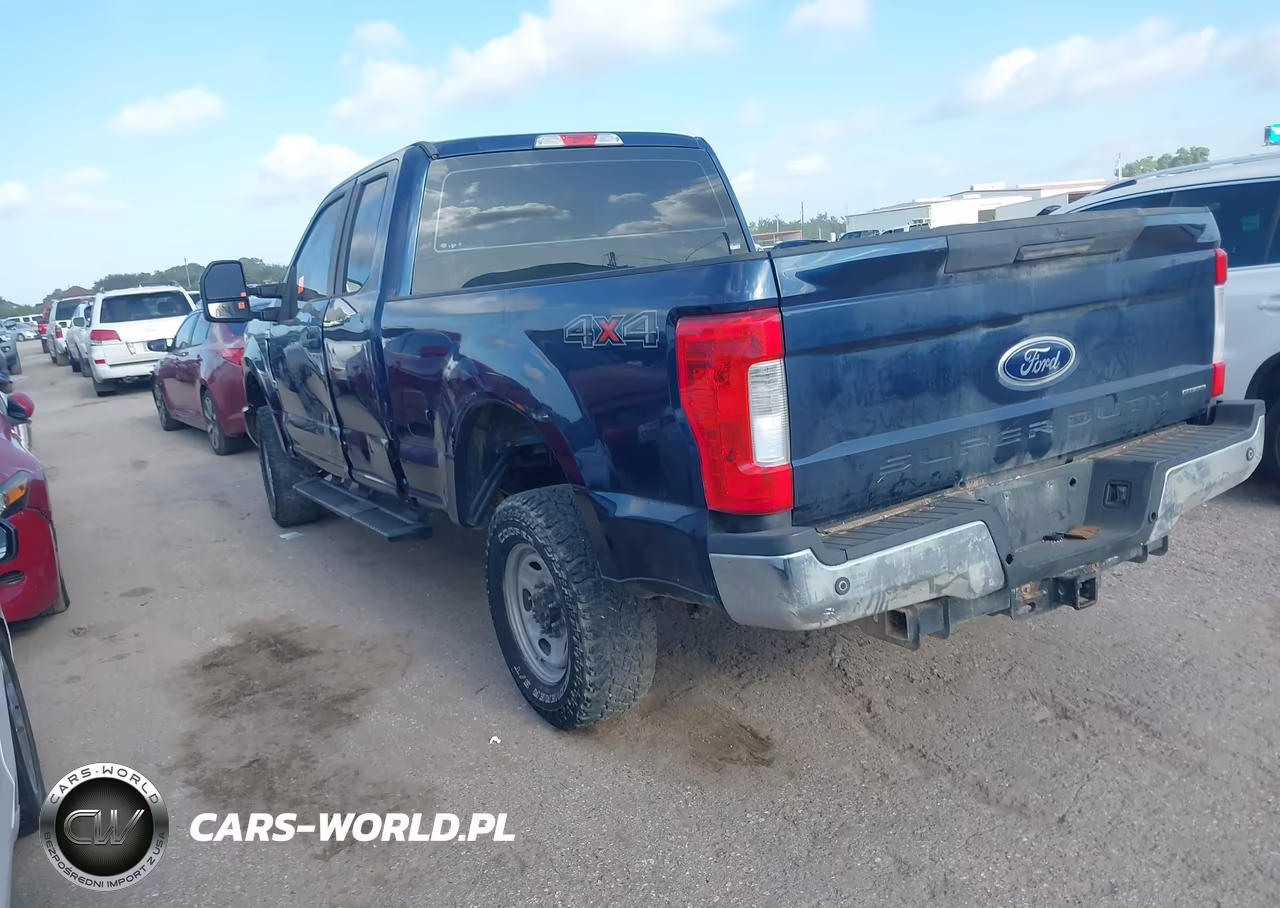 2018 Ford F-250 Xl VIN:1FT7X2B6XJEC69036 - 3