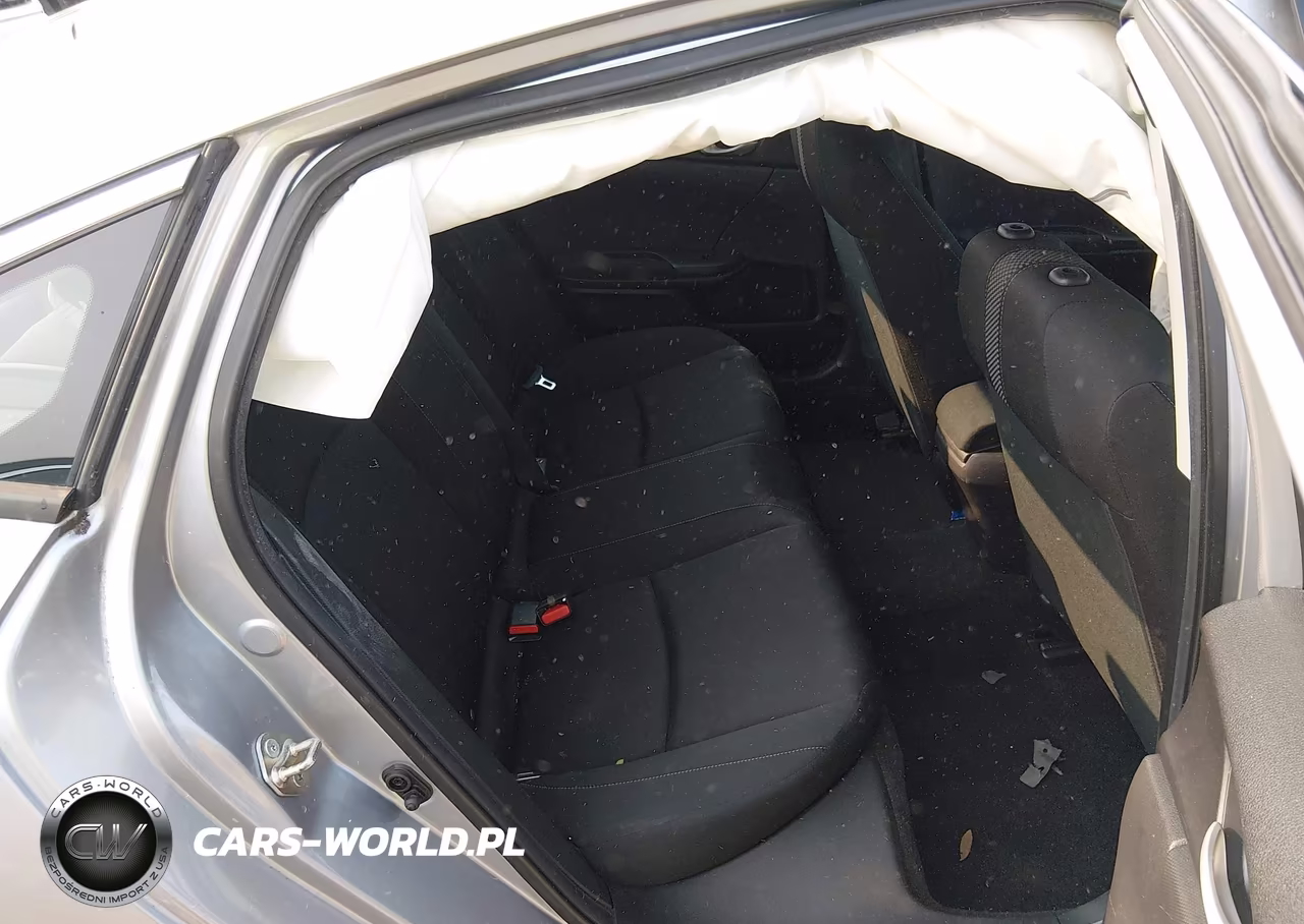 2019 Honda Civic Lx VIN:2HGFC2F62KH569442 - 8