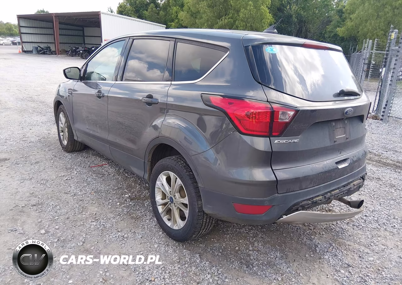 2019 Ford Escape Se VIN:1FMCU0GD3KUC35588 - 3