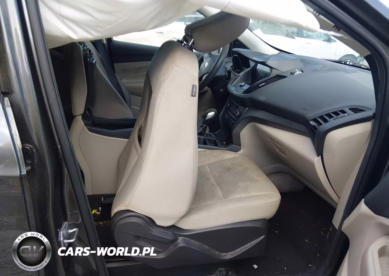 2019 Ford Escape Se VIN:1FMCU0GD3KUC35588 - 5