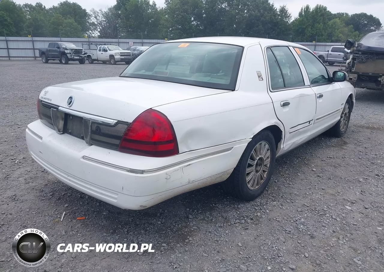 2010 Mercury Grand Marquis Ls (Fleet Only) VIN:2MEBM7FV7AX610097 - 4