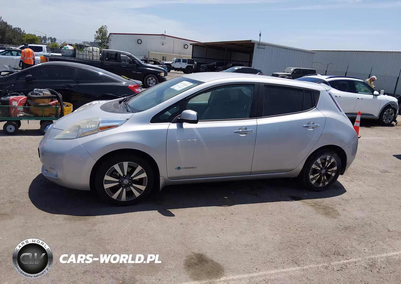 2015 Nissan Leaf Sv VIN:1N4AZ0CP9FC323690 - 14