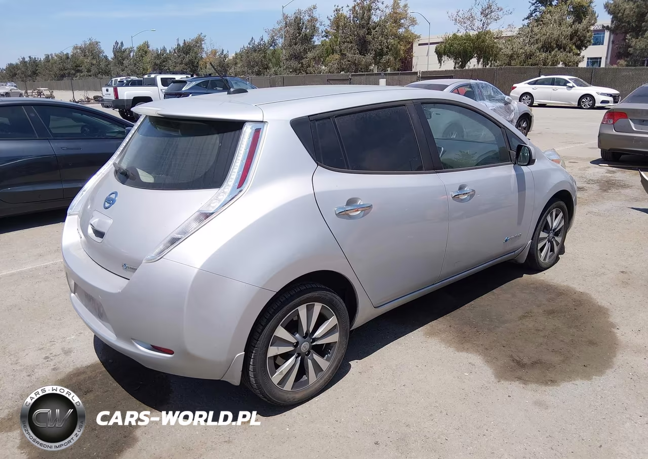 2015 Nissan Leaf Sv VIN:1N4AZ0CP9FC323690 - 4