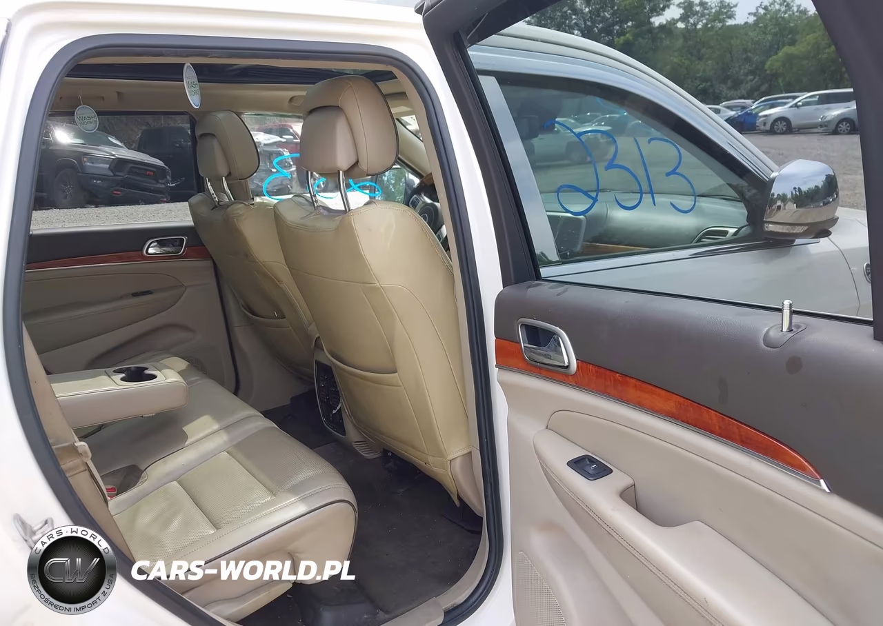2011 Jeep Grand Cherokee Overland VIN:1J4RR6GG1BC571673 - 8