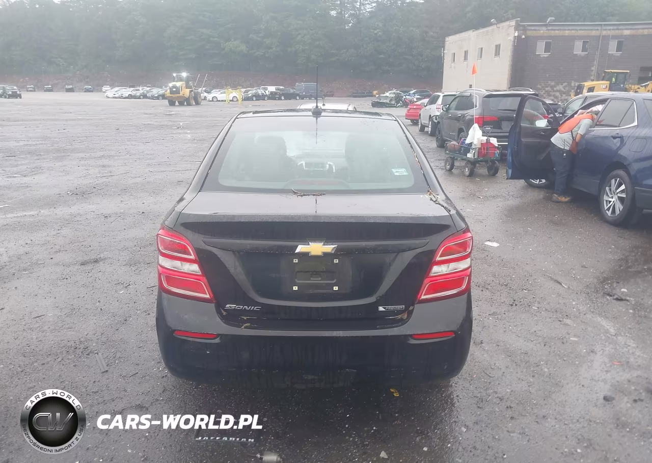 2019 Chevrolet Sonic Premier Auto VIN:1G1JF5SB7K4126679 - 16