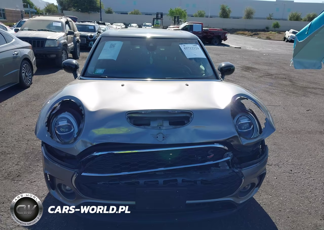 2020 Mini Clubman Cooper S VIN:WMWLV7C09L2M49203 - 12