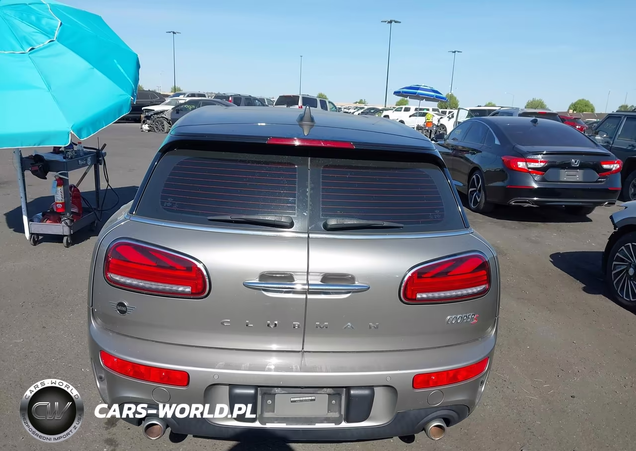 2020 Mini Clubman Cooper S VIN:WMWLV7C09L2M49203 - 16