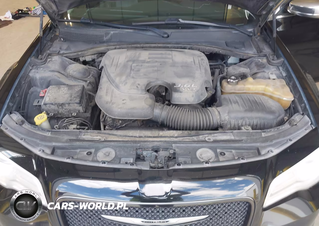 2017 Chrysler 300C VIN:2C3CCAEG4HH566514 - 10
