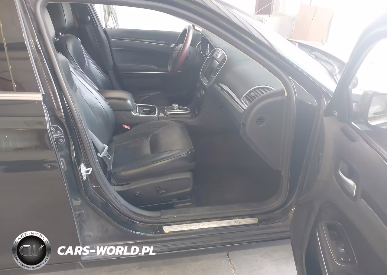2017 Chrysler 300C VIN:2C3CCAEG4HH566514 - 5