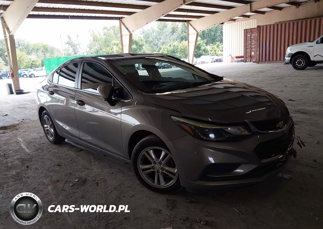 2018 Chevrolet Cruze Lt Auto – zdjęcie 1 z 16