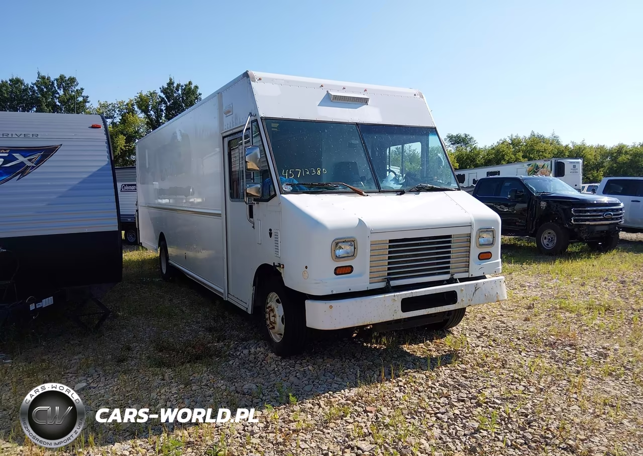 2015 Ford F-59 Commercial Stripped