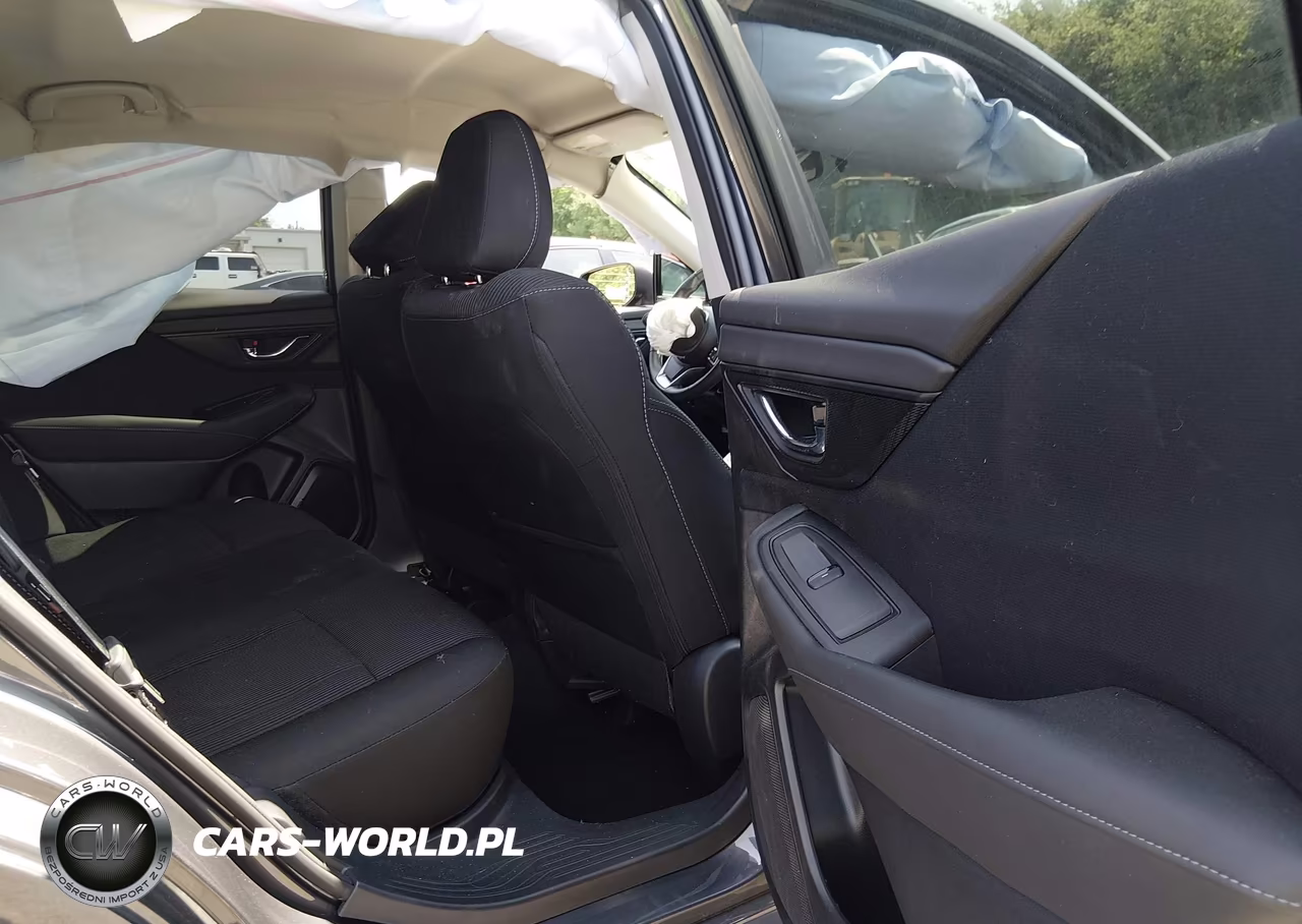 2024 Subaru Legacy Premium VIN:4S3BWAC64R3018008 - 8