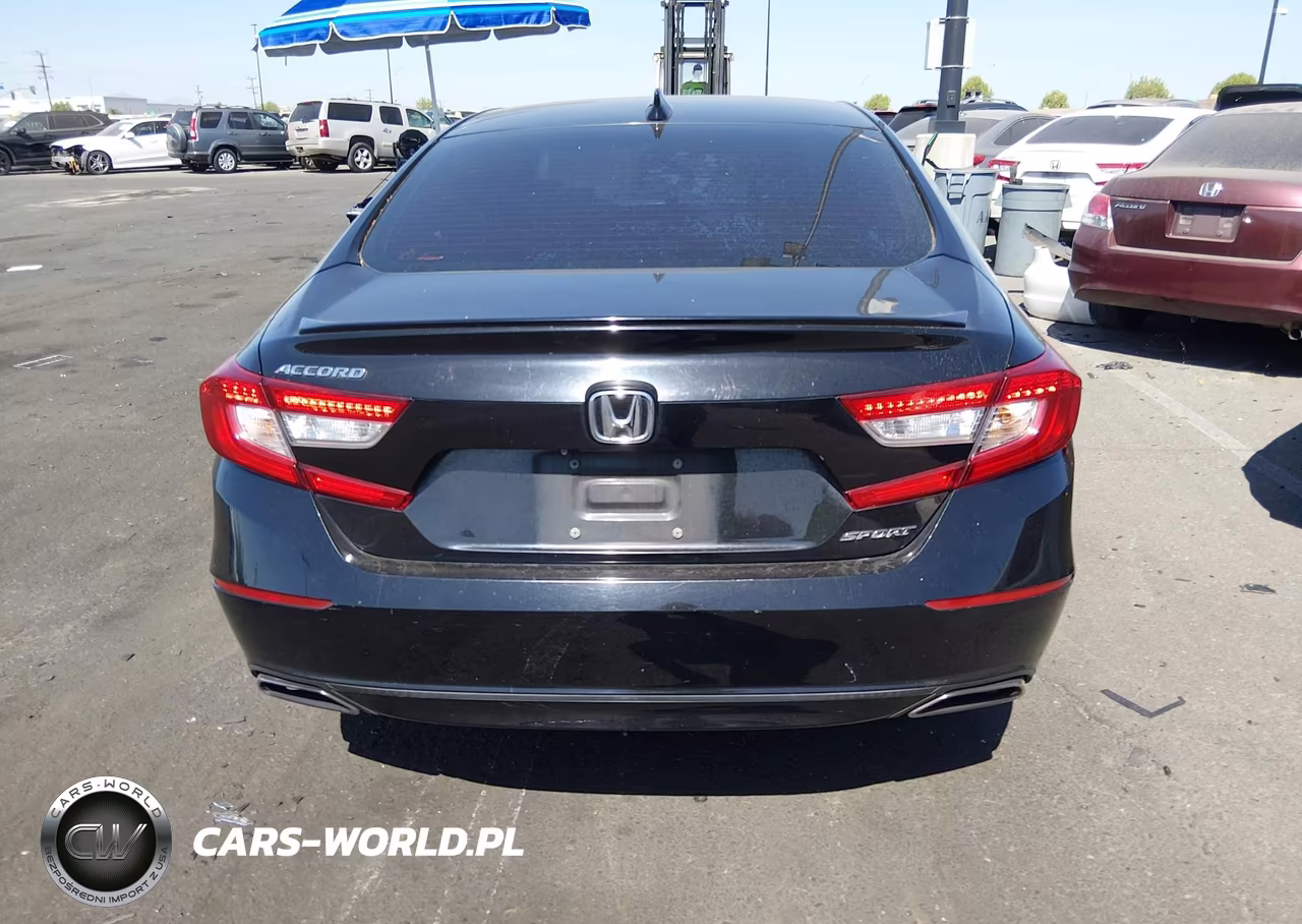 2018 Honda Accord Sport VIN:1HGCV1F33JA181288 - 17
