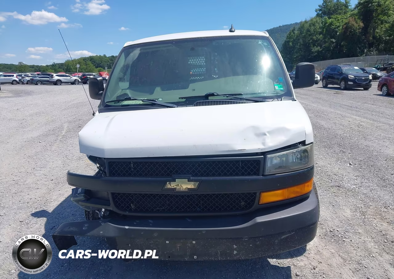 2018 Chevrolet Express 2500 Work Van VIN:1GCWGBFG2J1343491 - 13