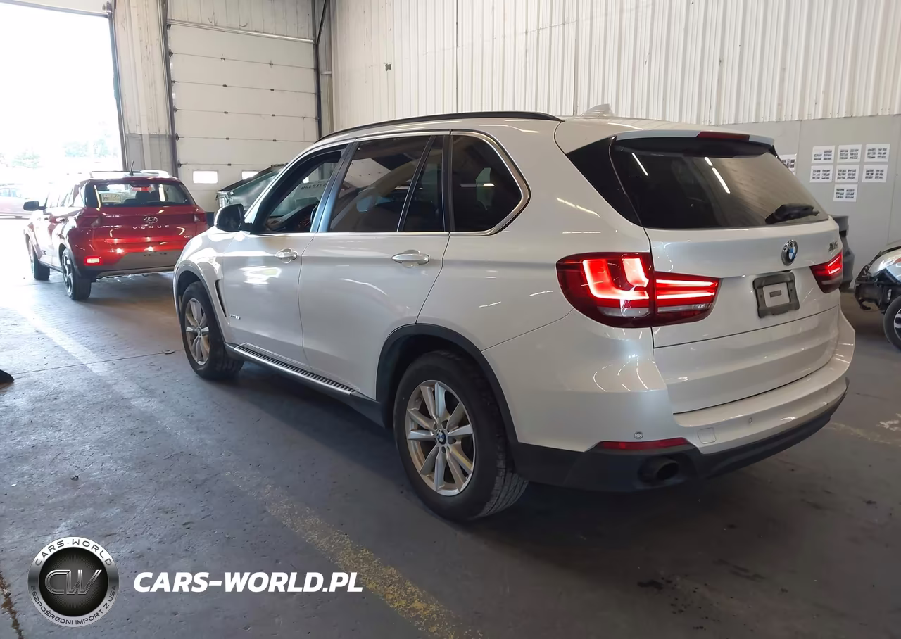 2015 BMW X5 xDrive35I VIN:5UXKR0C57F0K64118 - 3