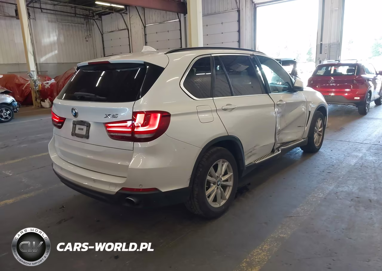 2015 BMW X5 xDrive35I VIN:5UXKR0C57F0K64118 - 4